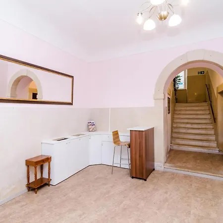 Apartman Tezoro- Triple With City View